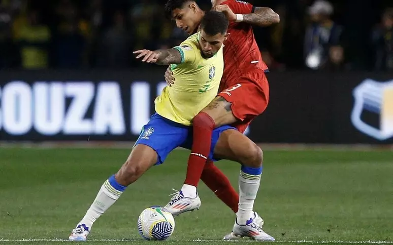 Bruno Guimarães pelo Brasil contra o Equador